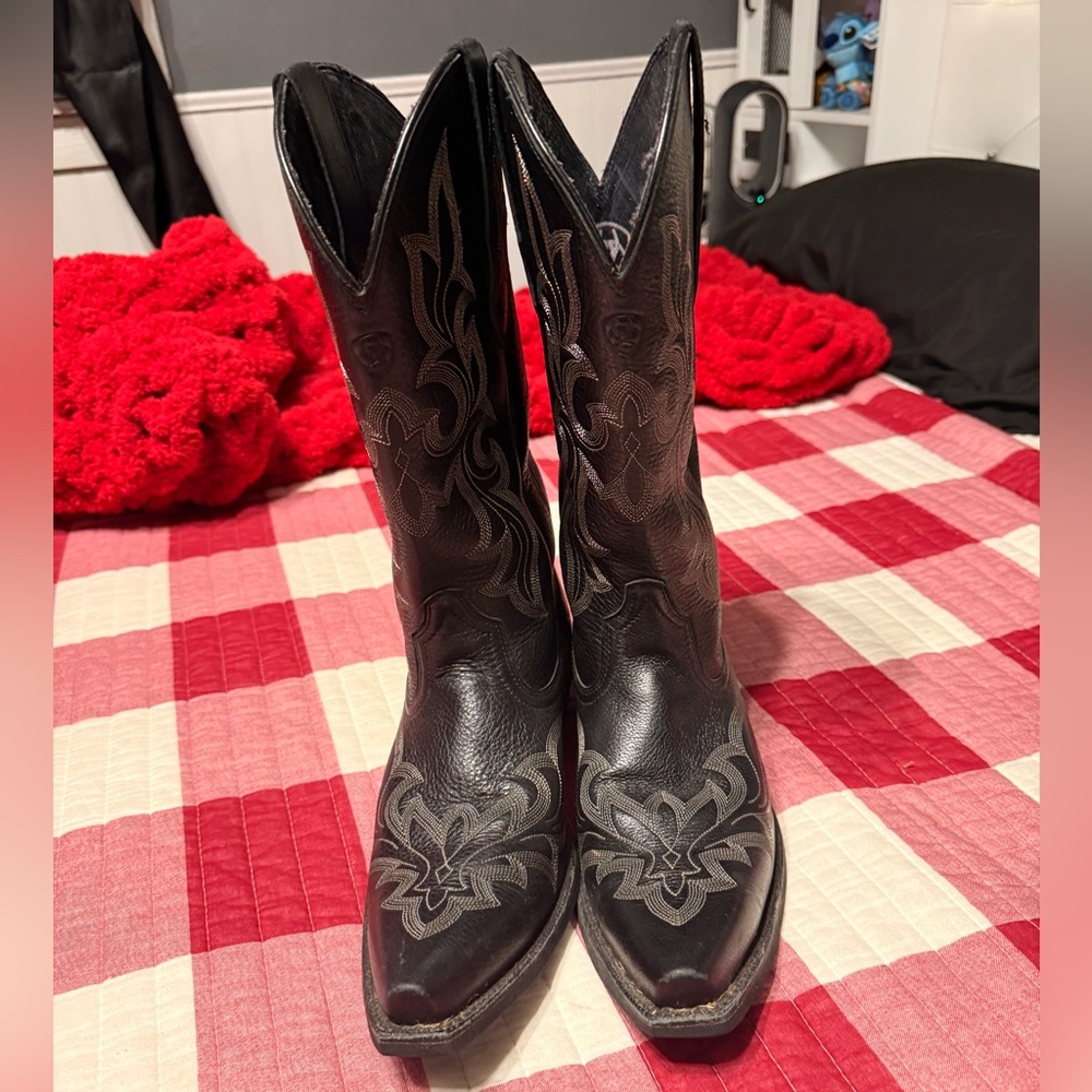 Ariat Black Embroidered Heeled Boots